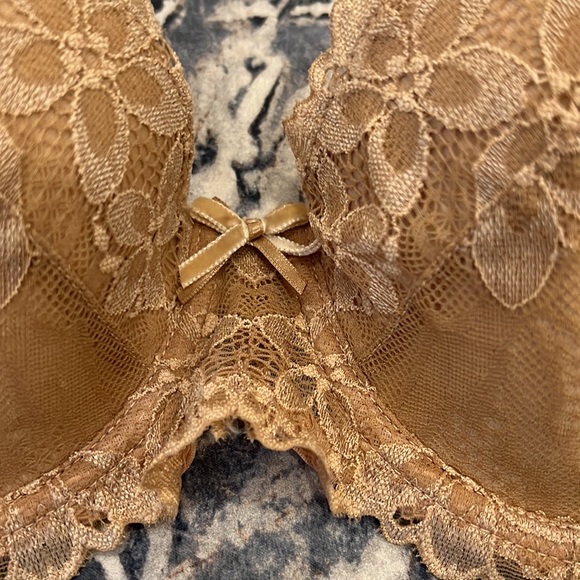 Designer bra - Picture 2 of 4